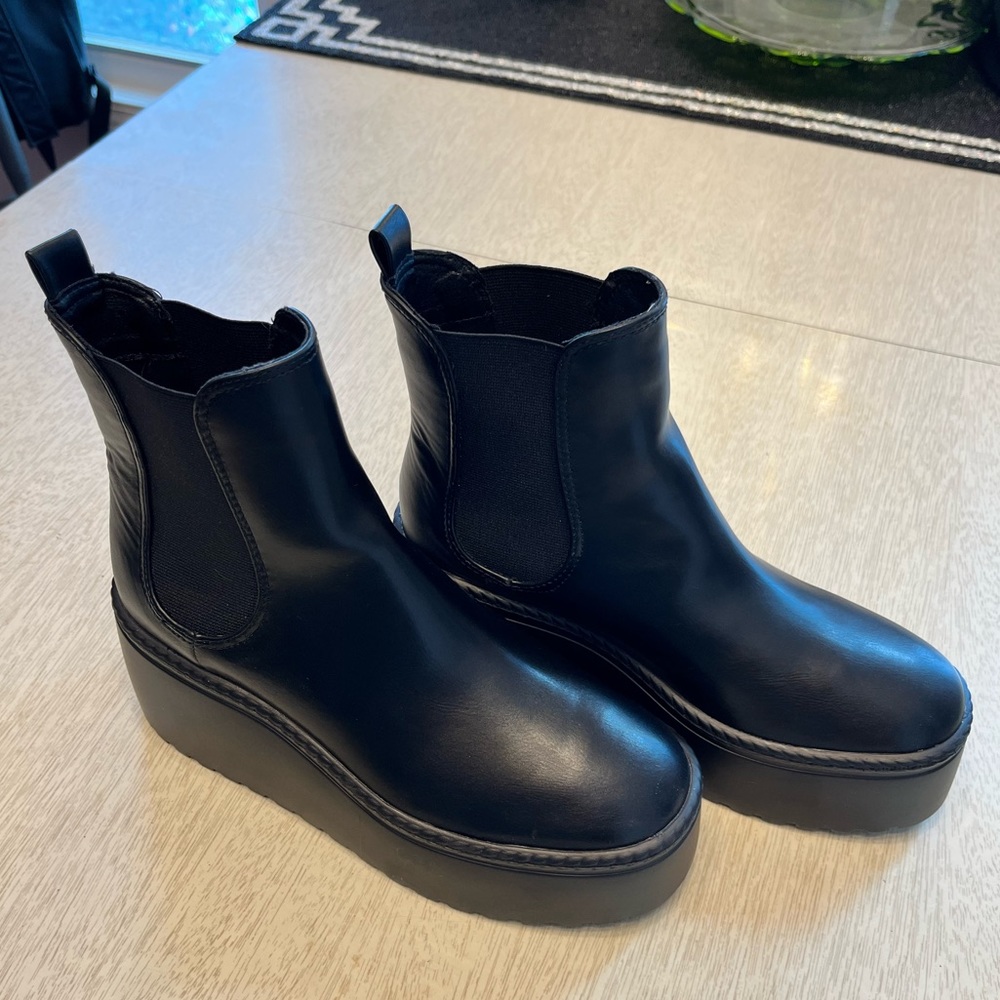 Nine West Platform Boots Henrita